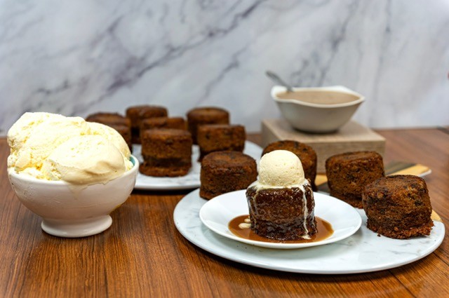 STICKY TOFFEE PUDDING CAKE DOZEN
