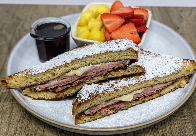 Monte Cristo Stuffed French Toast